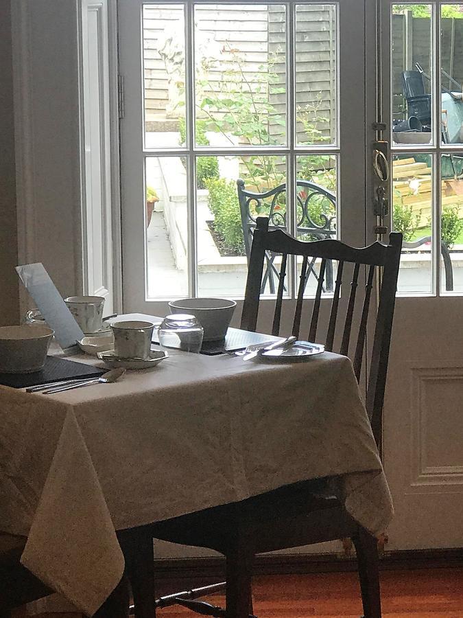 Eccleshall Eagle House Bed & Breakfast エクステリア 写真